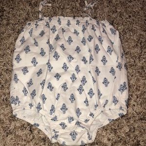 Baby gap romper